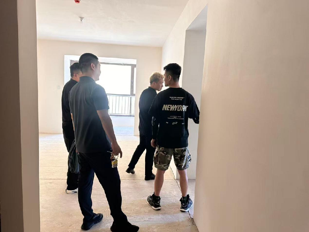 经开建设公司开展成纪新家园线下宣传  激活存量资产运营效能